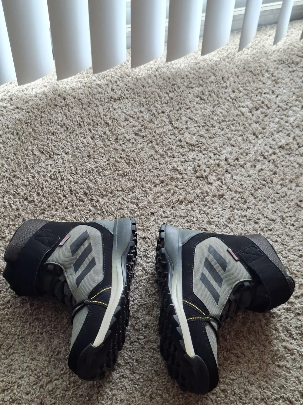 Adidas Terrex RAIN.RDY Winter Hiking Boots Gray/Black Men's Size 6.5 Waterproof